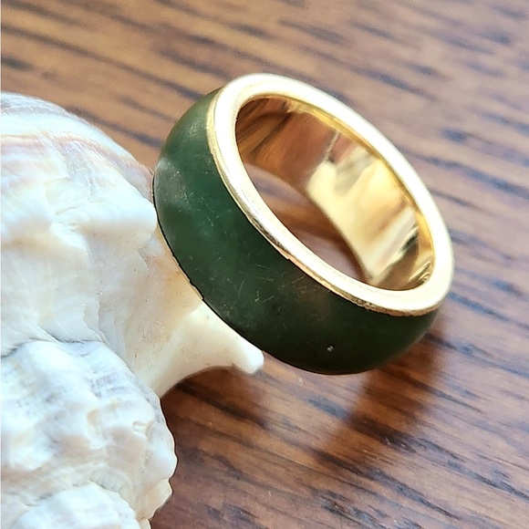 Rare 14k yellow gold and dark jade wedding band - Picture 3 of 6